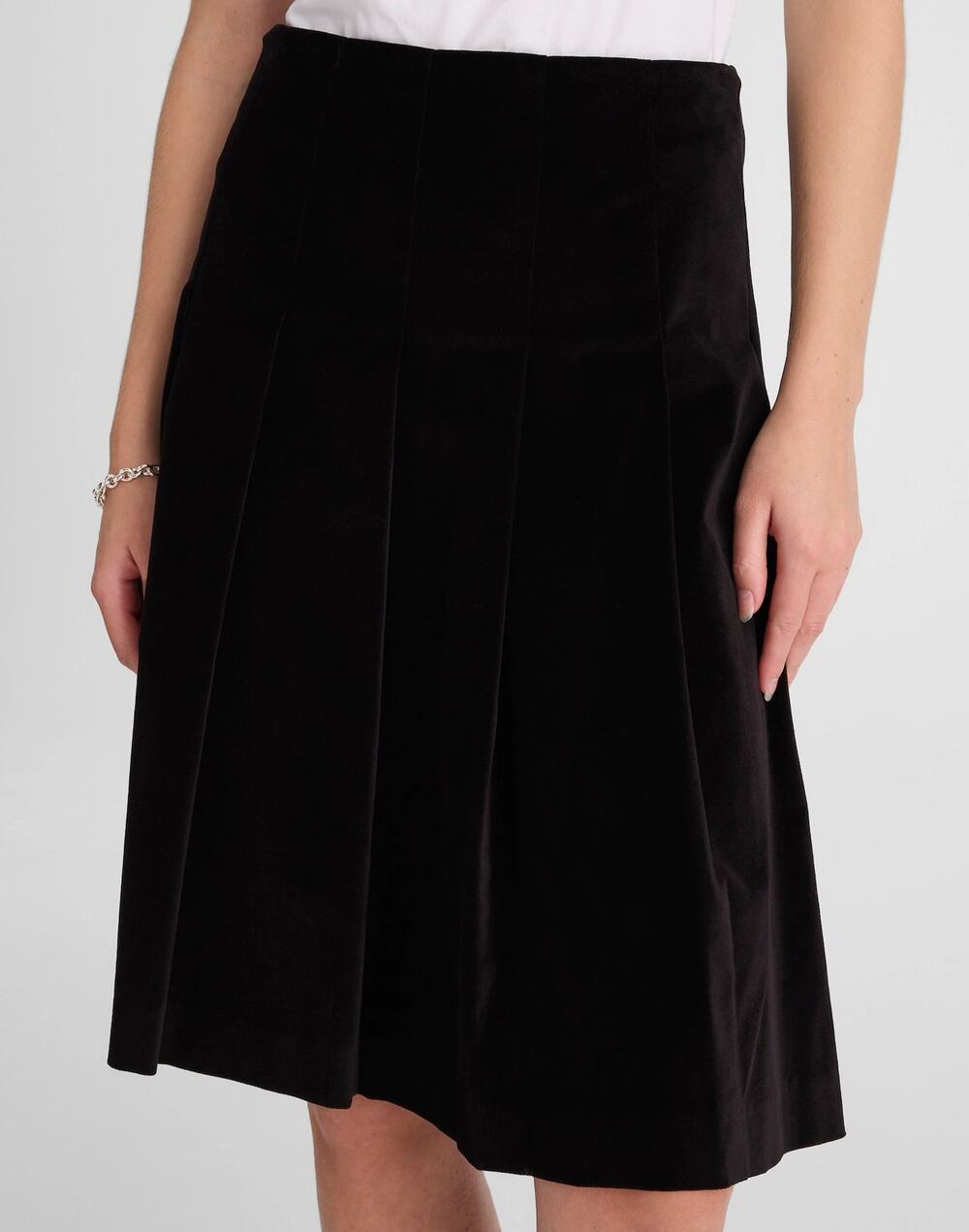 NWT Madewell Pleated Midi Skirt in Black Velvet Size 2